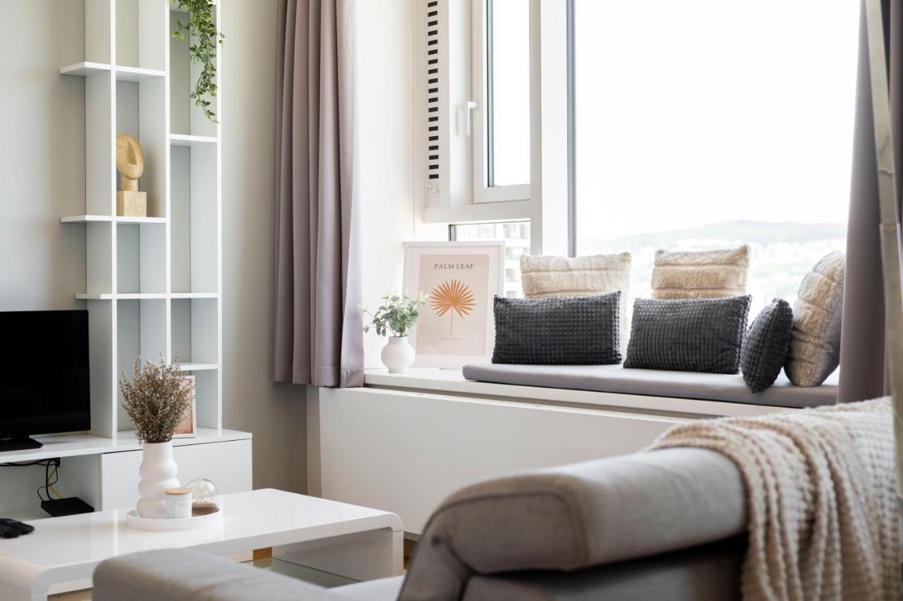 ブラチスラヴァLuxury 1Bdrm On The 28Th Floorアパートメント エクステリア 写真