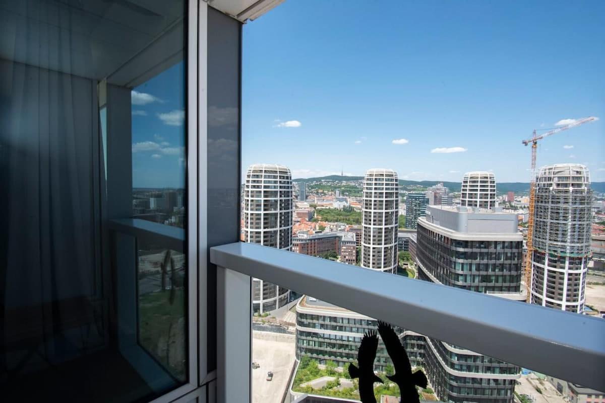 ブラチスラヴァLuxury 1Bdrm On The 28Th Floorアパートメント エクステリア 写真